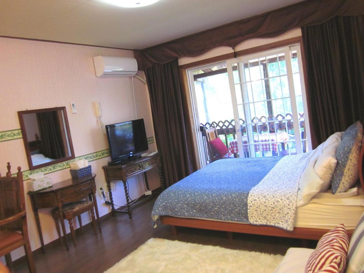 Mayfair Deneb Pension Pyeongchang Exterior foto
