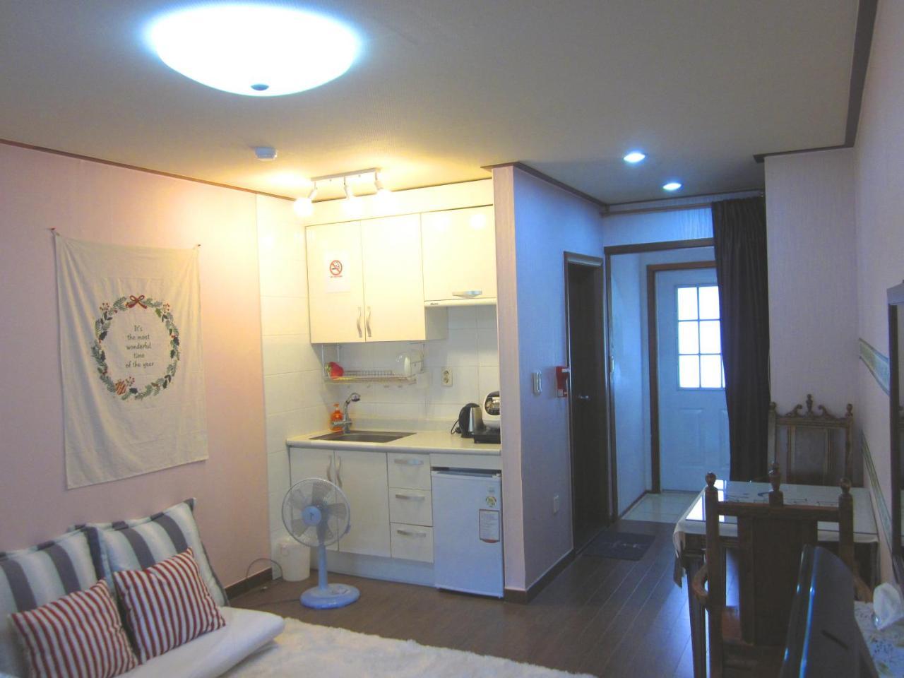 Mayfair Deneb Pension Pyeongchang Exterior foto